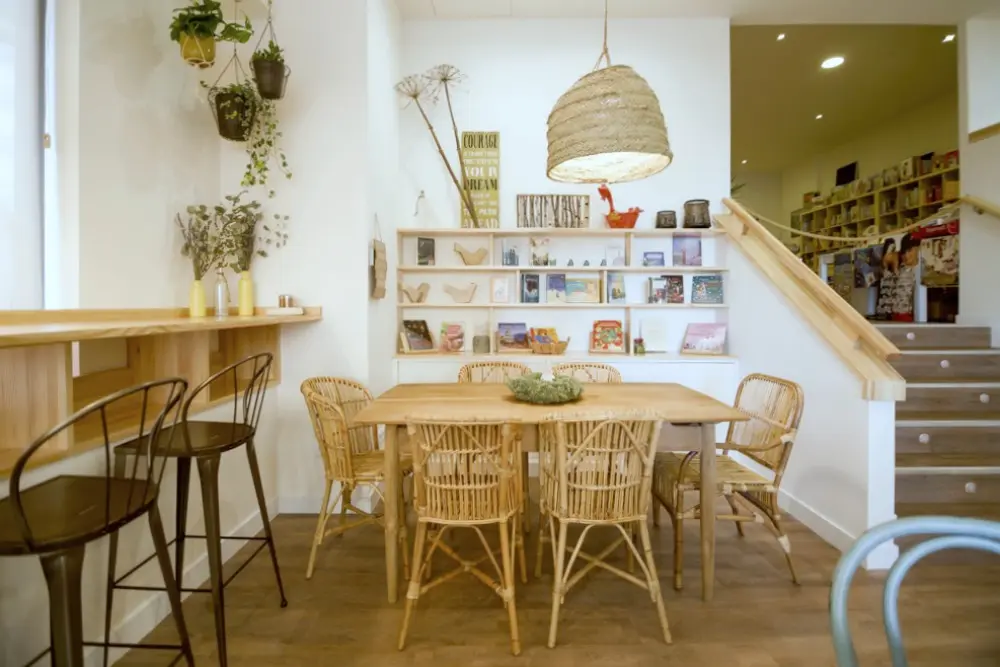 cafeteria para familias en madrid alayuela 18